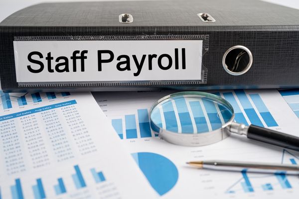Staff payroll for 13th month pay